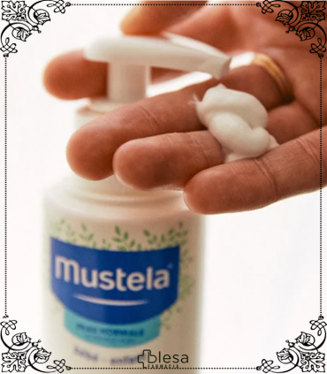 Loción mágica: Mustela Hydrabebé, 500 ml para piel suave y nutrida.